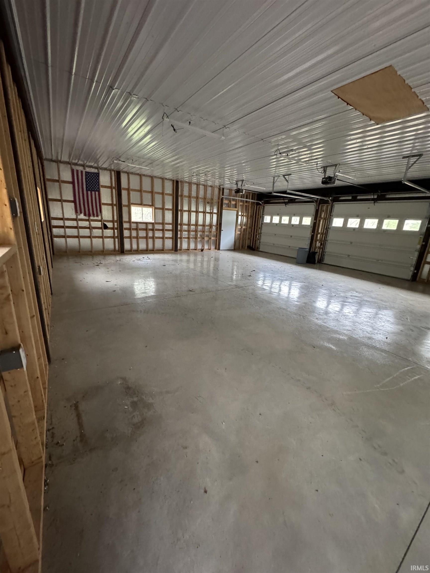 9045 East Pine Road Bloomfield, IN 47424 - Photo 5 of 7