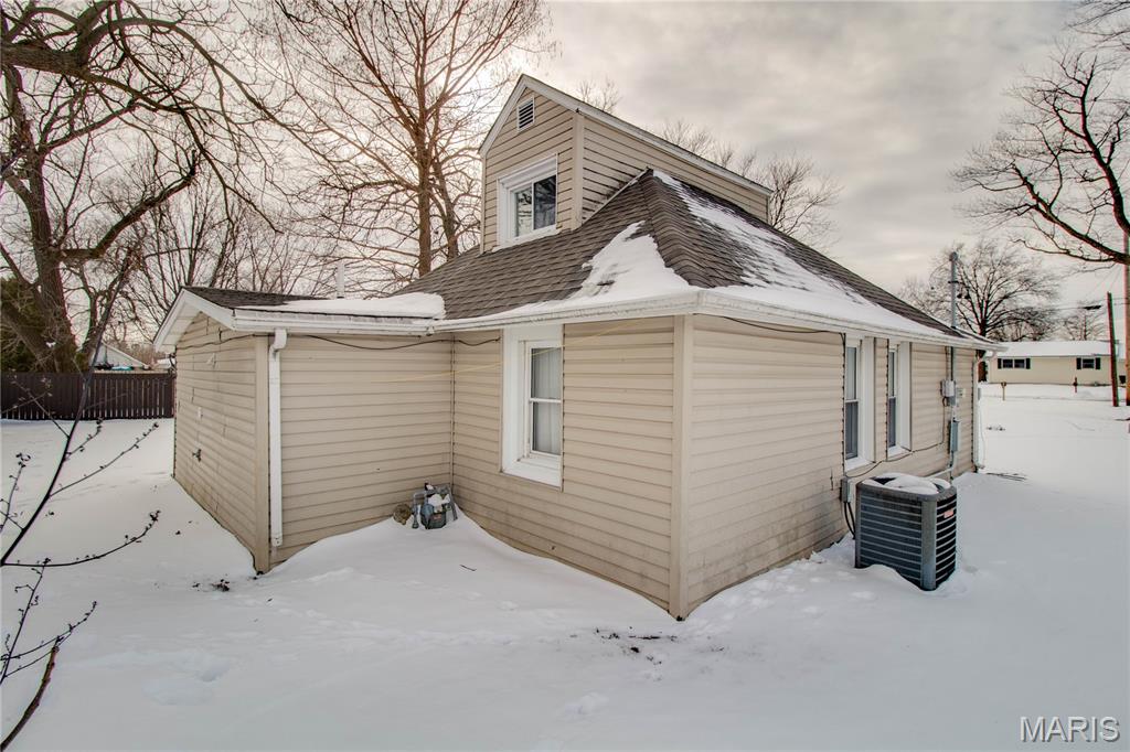 205 Jersey Street Brighton, IL 62012 - Photo 29 of 30