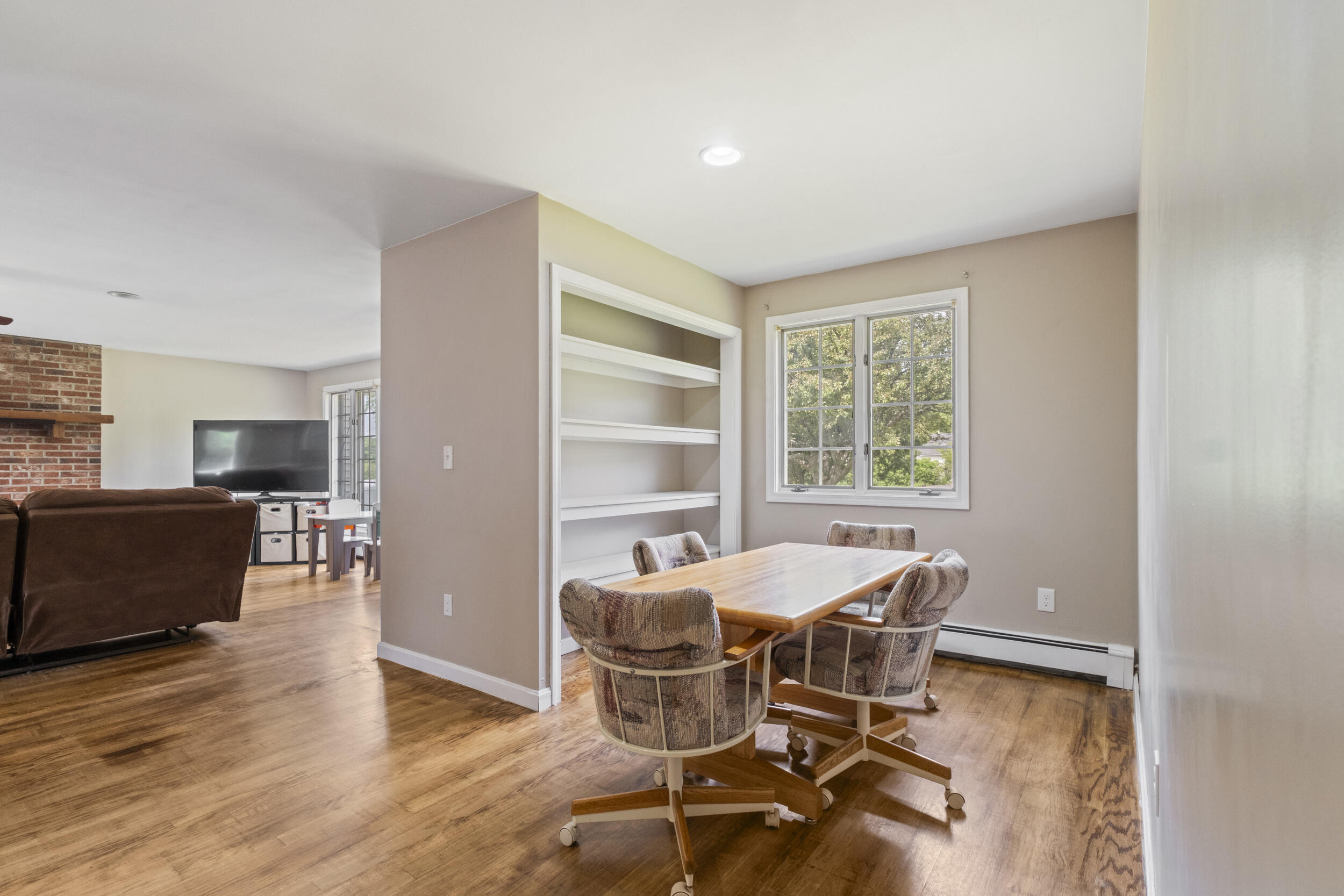446 Eastern Avenue Augusta, ME 04330 - Photo 15 of 45 446_eastern_ave-interior-9