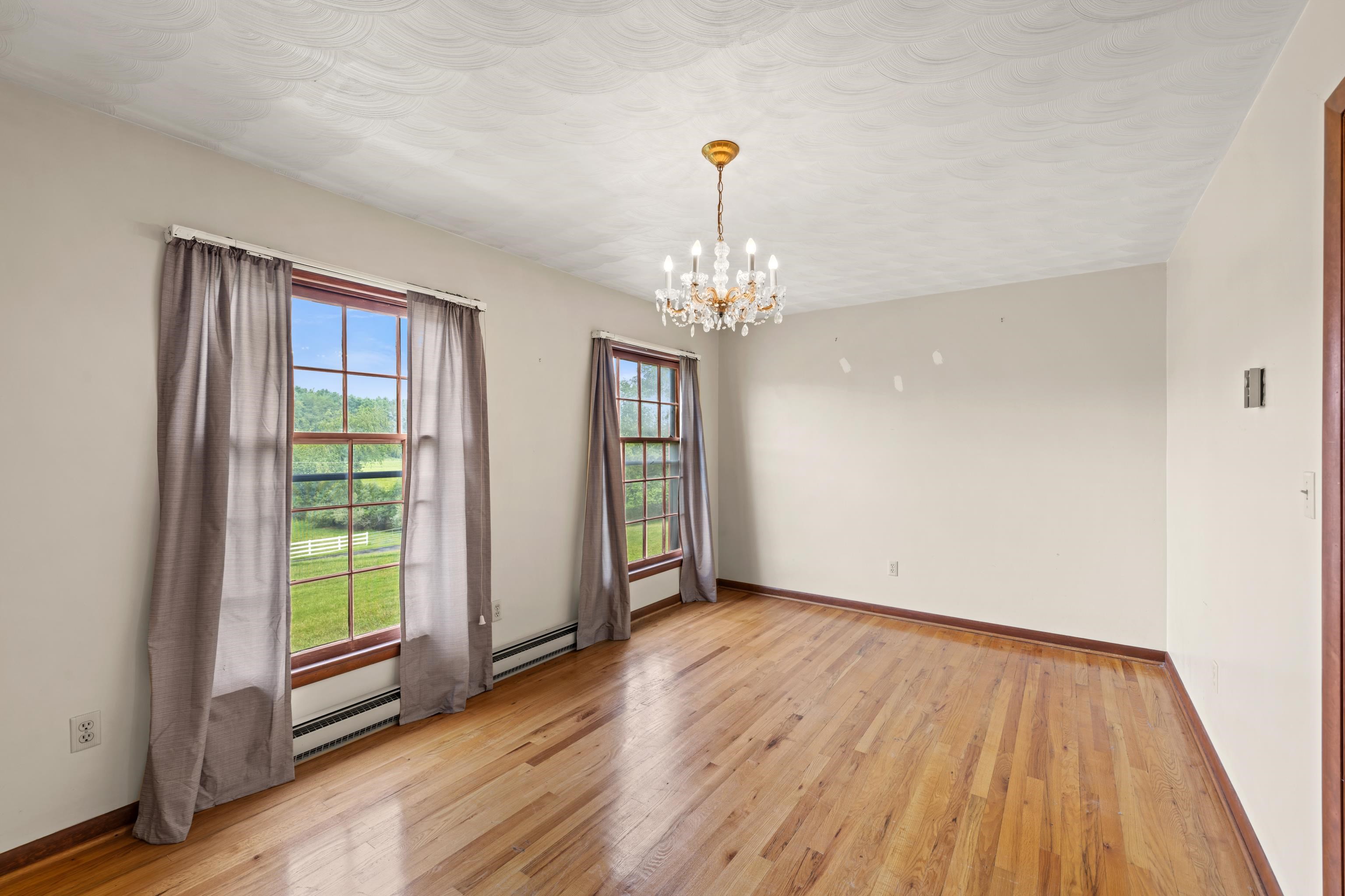 365 Berry Farm Road Verona, VA 24482 - Photo 11 of 72 Gallery Image 11