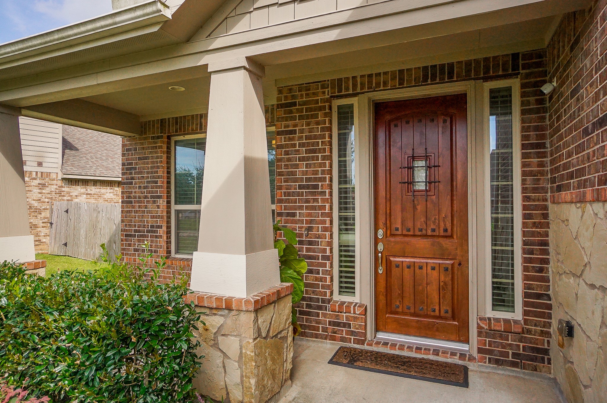 9506 Bonbrook Bend Lane Rosenberg, TX 77469 - Photo 4 of 50