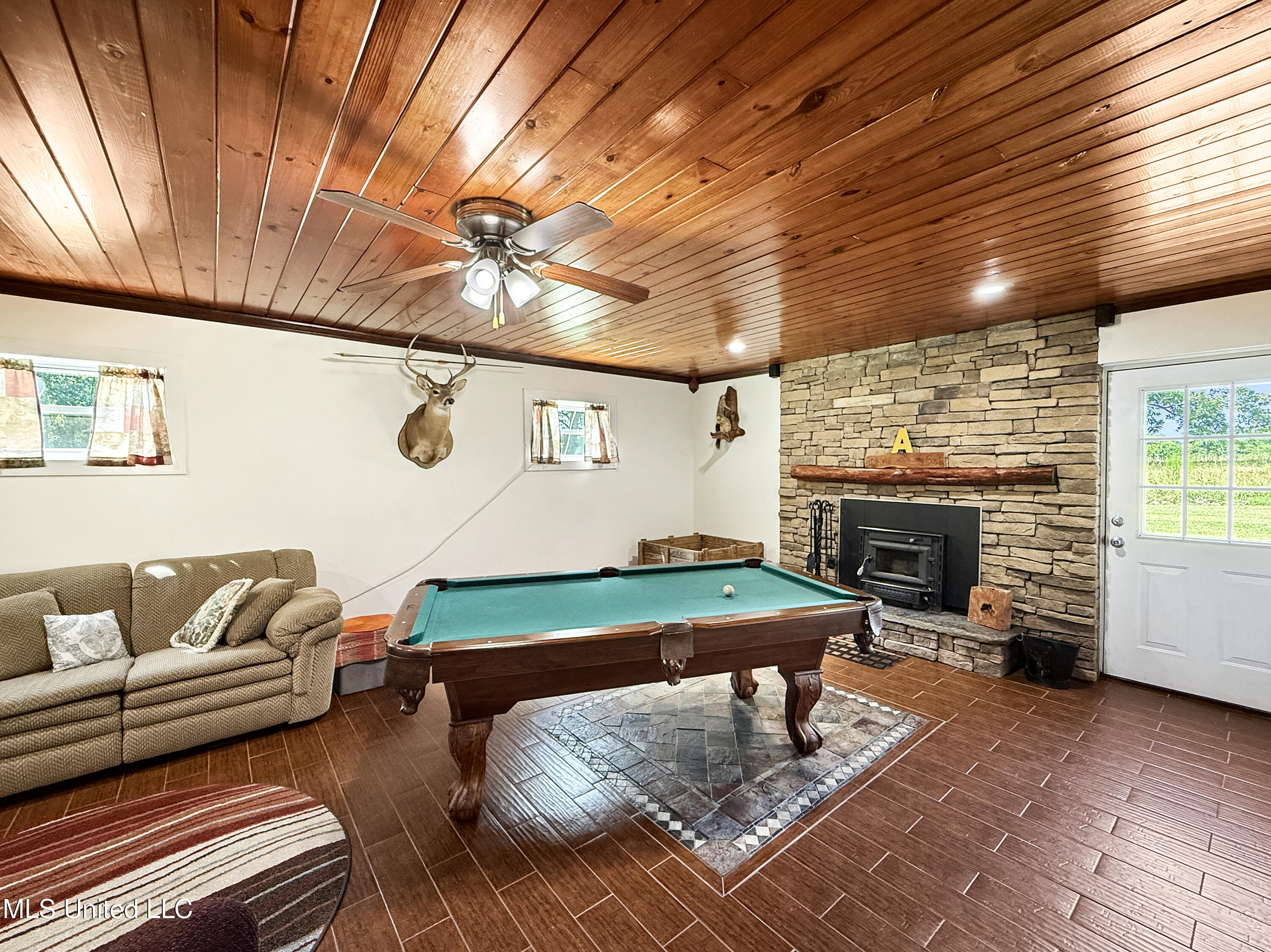 587 Shivers Road Newhebron, MS 39140 - Photo 15 of 40 85bb8721363b78bb61ddfd16aa010d7f057bf287