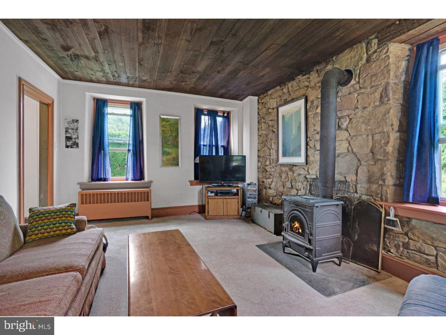 579 Ridge Road Spring City, PA 19475 - Photo 10 of 25