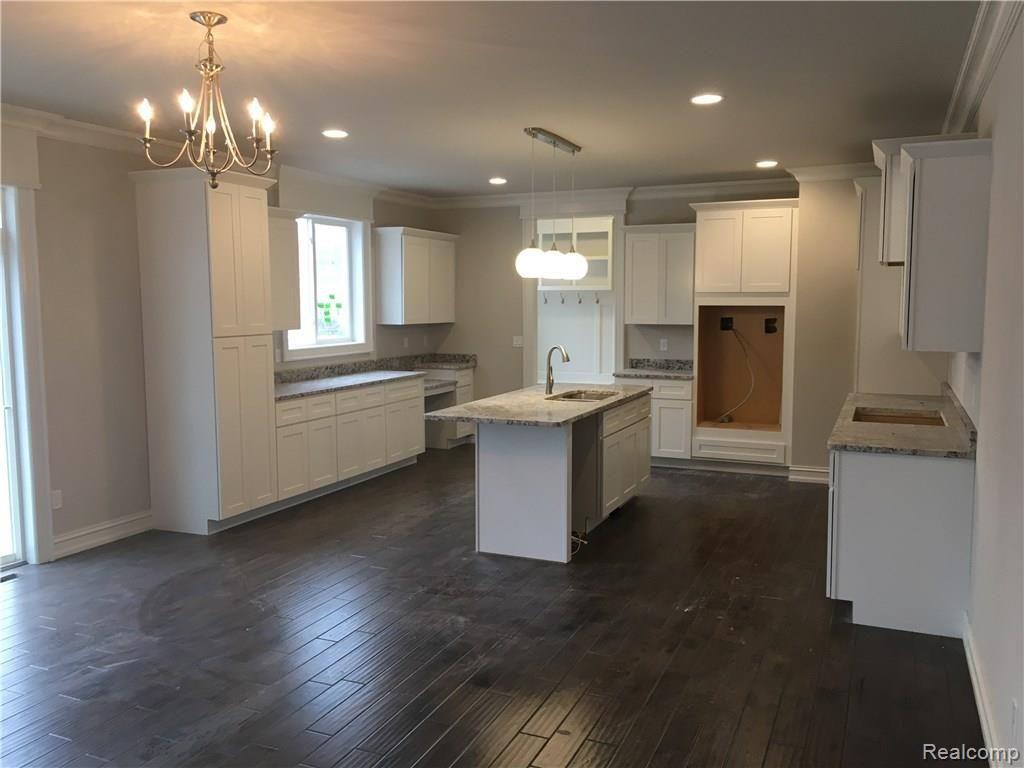 6813 Shelldrake Drive Troy, MI 48085 - Photo 5 of 42