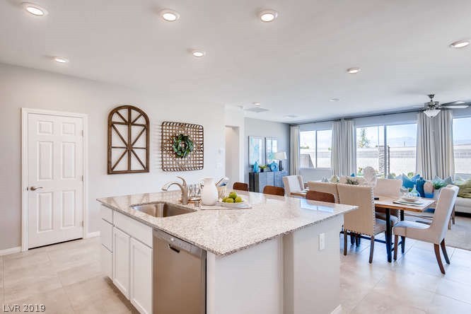 2129 Rio Rancho Pointe Place, Unit L52 Henderson, NV 89002 - Photo 11 of 28 Gallery Image 11
