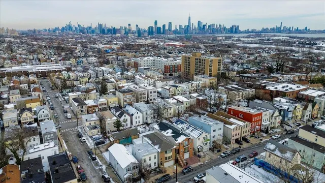 $4,500 | 92 Armstrong Avenue, Unit 1, Jersey City, NJ 07305