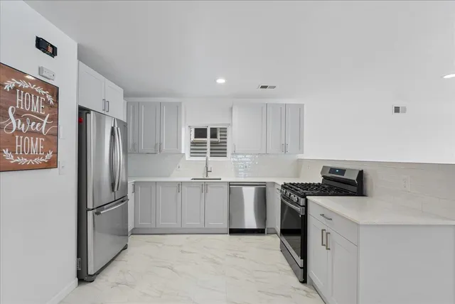 $4,500 | 92 Armstrong Avenue, Unit 1, Jersey City, NJ 07305