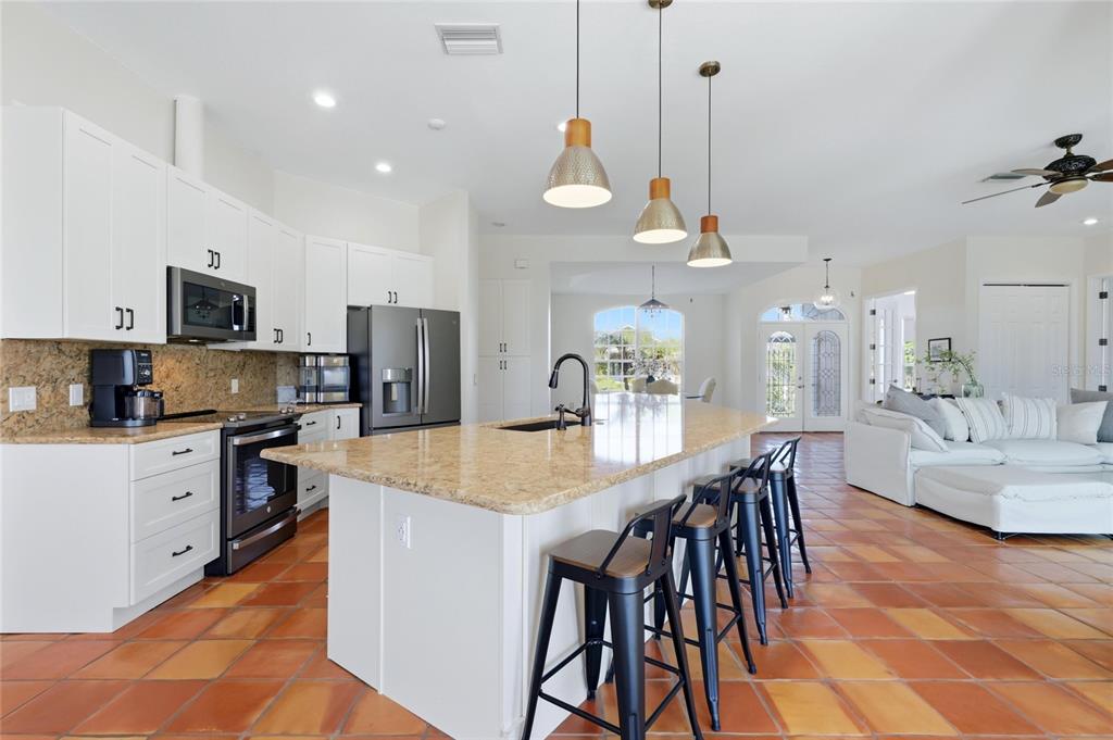 4658 Arlington Drive Placida, FL 33946 - Photo 7 of 47