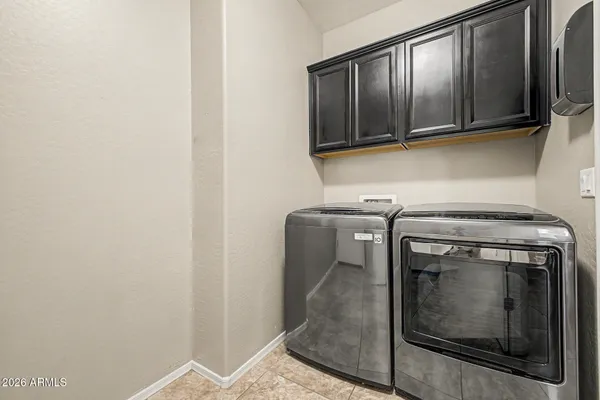 $528,785 | 614 West Kerry Lane, Phoenix, AZ 85027