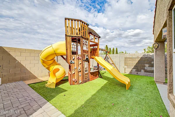 $528,785 | 614 West Kerry Lane, Phoenix, AZ 85027