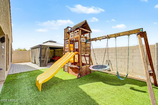 $528,785 | 614 West Kerry Lane, Phoenix, AZ 85027
