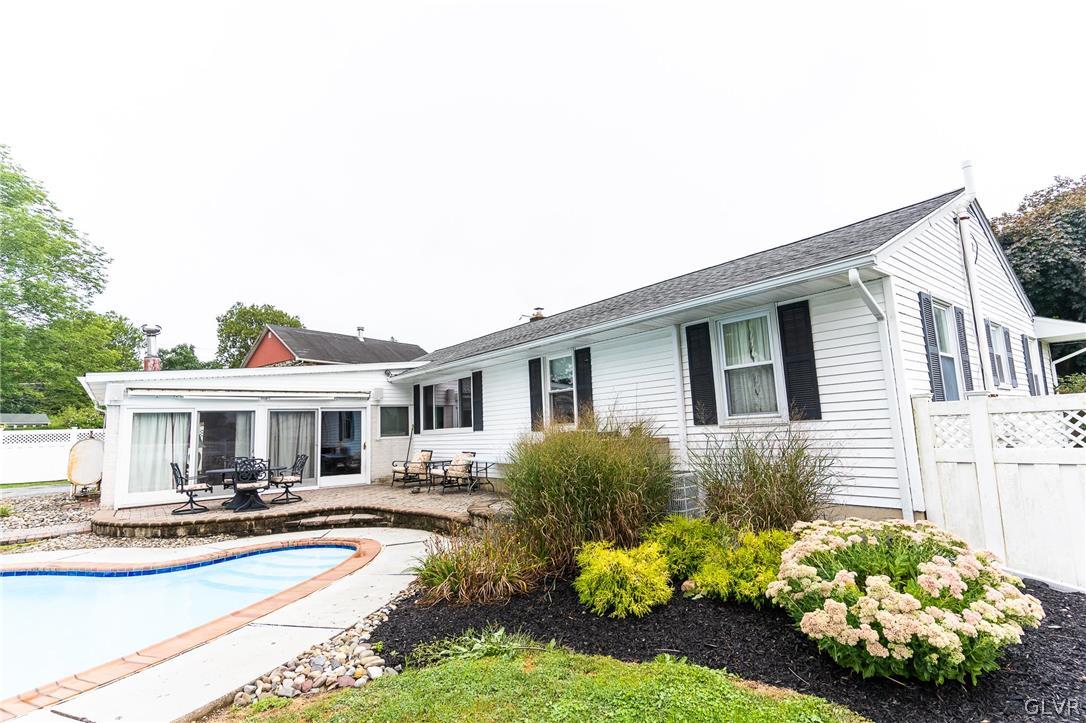 4384 Indian Trail Road Northampton, PA 18067 - Photo 8 of 32 Gallery Image 8