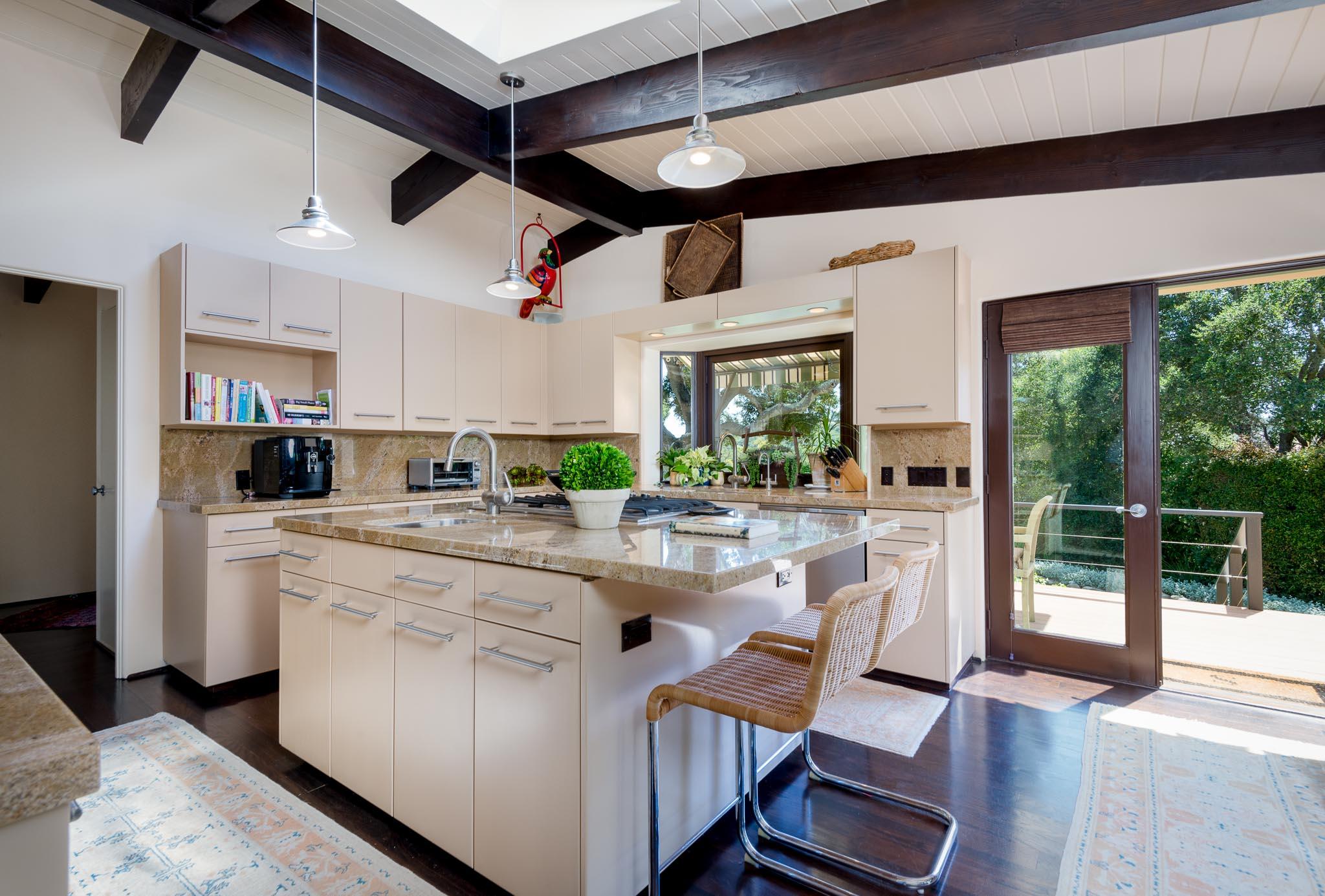 2866 East Valley Road Montecito, CA 93108 - Photo 6 of 25 Kitchen2