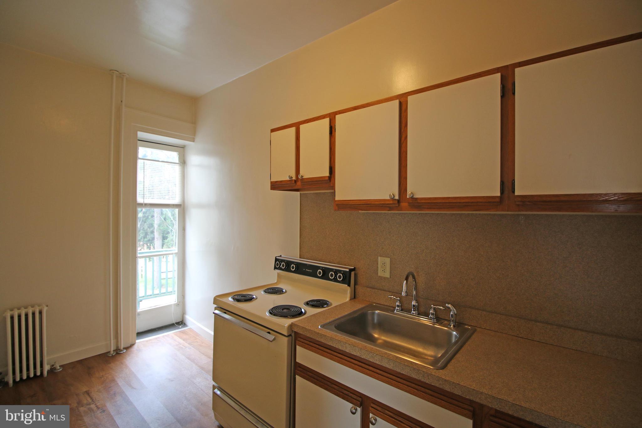 12 South Filbert Street, Unit B2 Mechanicsburg, PA 17055 - Photo 5 of 15