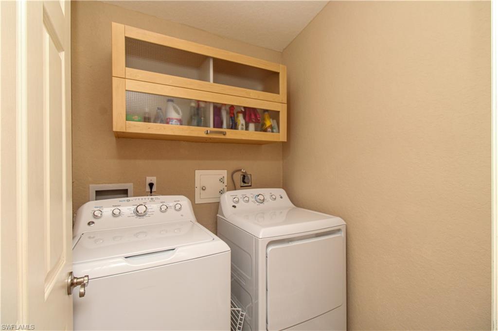 306 Emerald Bay Circle, Unit J8 Naples, FL 34110 - Photo 18 of 48