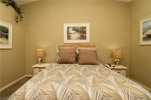 $4,000 | 306 Emerald Bay Circle, Unit J8, Naples, FL 34110