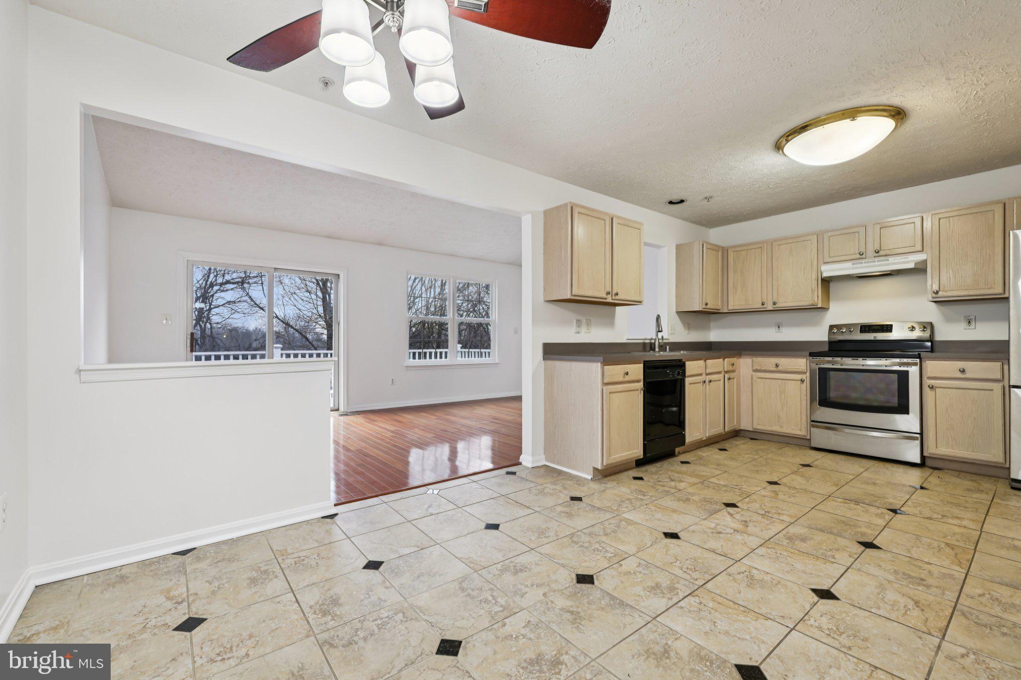 159 Carolstowne Road Reisterstown, MD 21136 - Photo 11 of 41