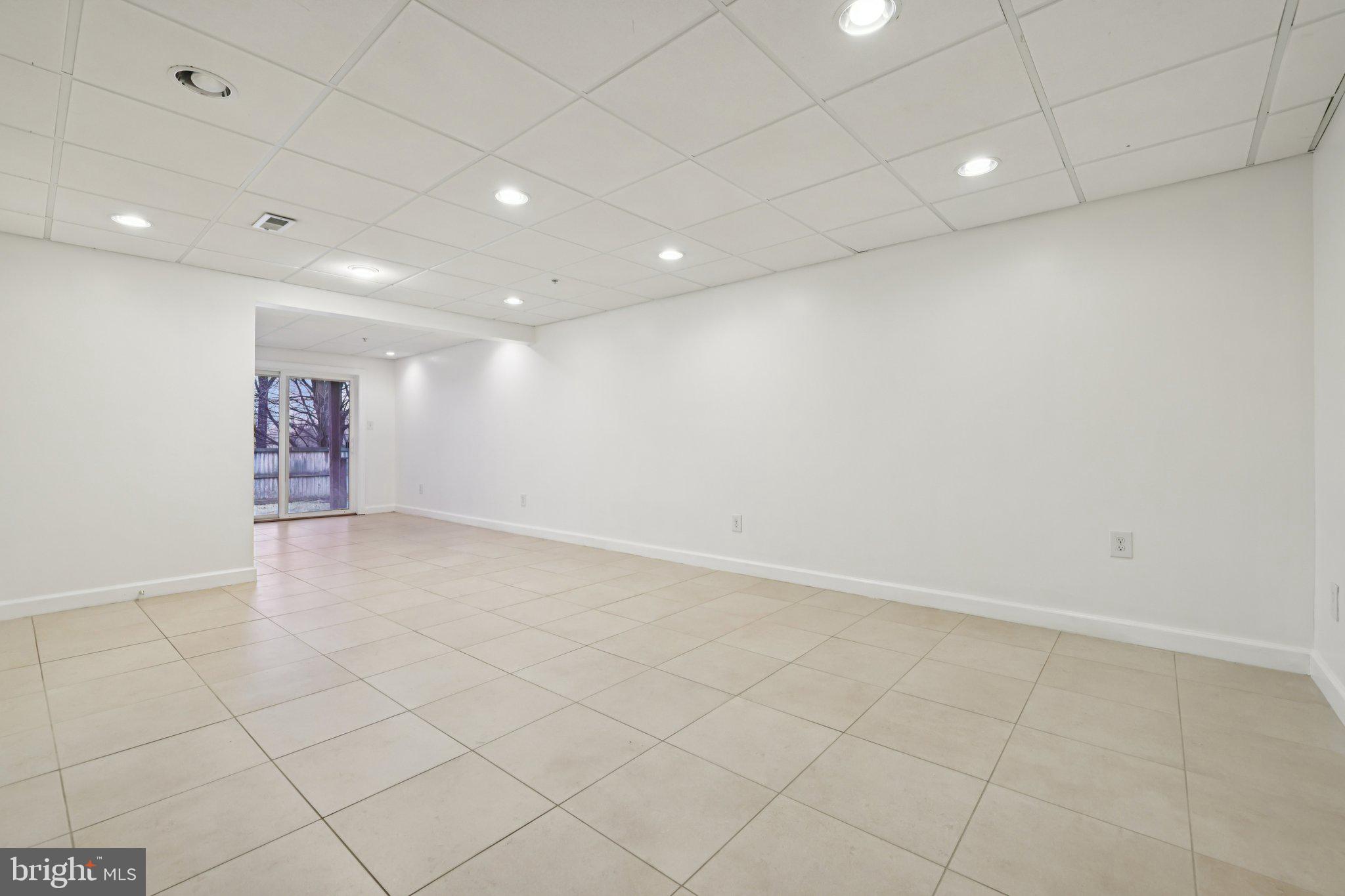 159 Carolstowne Road Reisterstown, MD 21136 - Photo 28 of 41