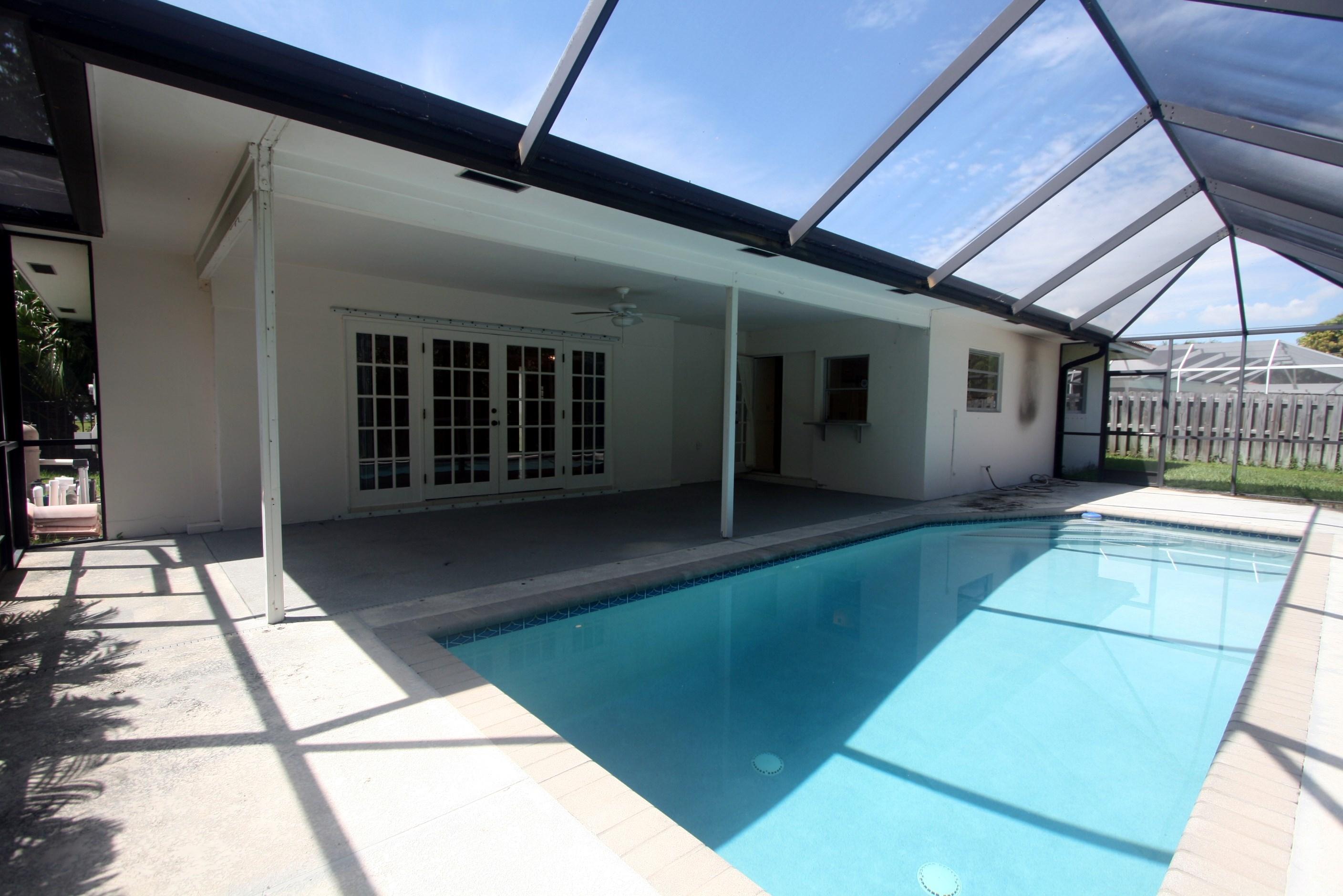 783 Barcelona Drive Boca Raton, FL 33432 - Photo 20 of 24 Pool