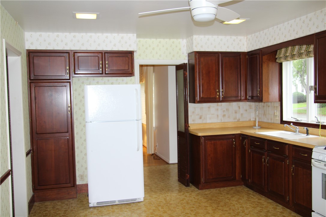 199 Clayton Street Rochester, NY 14612 - Photo 3 of 42 Gallery Image 3