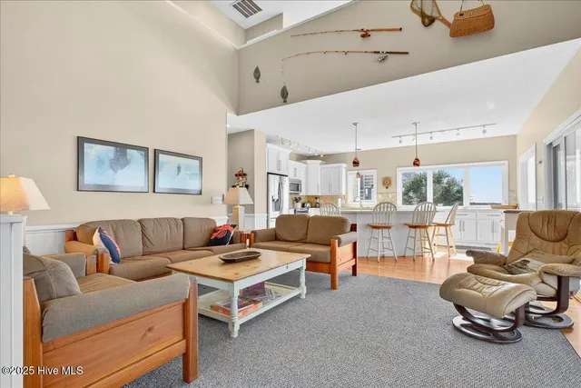 $2,300,000 | 320 40th Street, Sunset Beach, NC 28468