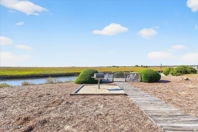 $2,300,000 | 320 40th Street, Sunset Beach, NC 28468