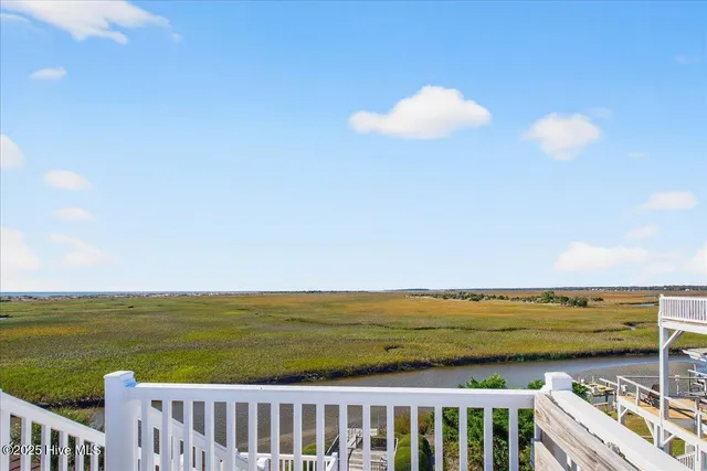 $2,300,000 | 320 40th Street, Sunset Beach, NC 28468