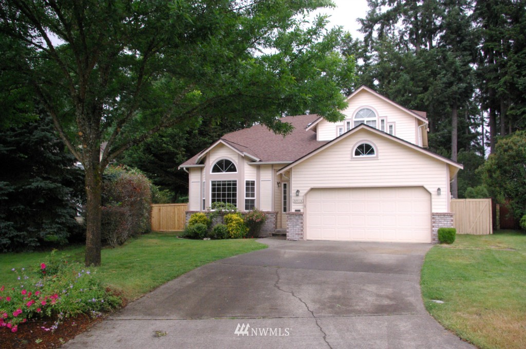 5913 Compton Loop Southeast Lacey, WA 98513 - Photo 2 of 17 Gallery Image 2