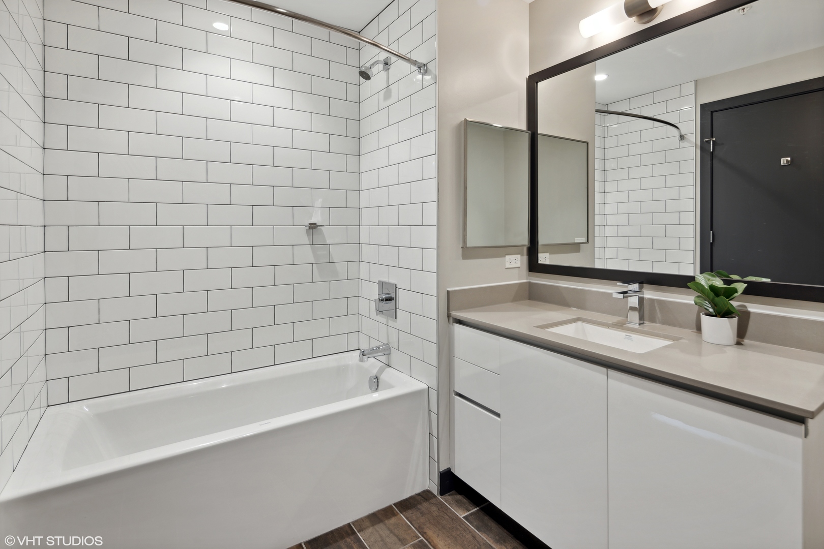 171 North Aberdeen Street, Unit 606 Chicago, IL 60607 - Photo 11 of 25