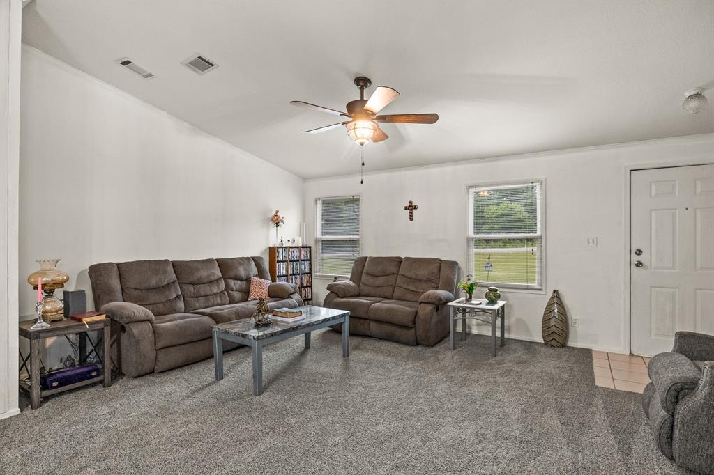 8155 Nasturtium Road Ore City, TX 75683 - Photo 14 of 37