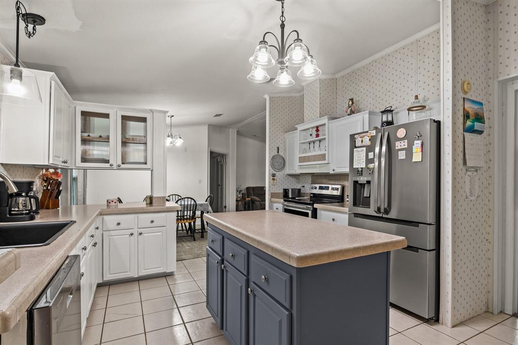 8155 Nasturtium Road Ore City, TX 75683 - Photo 7 of 37