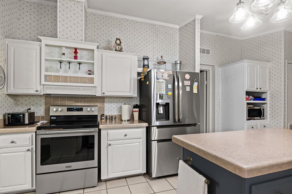 8155 Nasturtium Road Ore City, TX 75683 - Photo 8 of 37