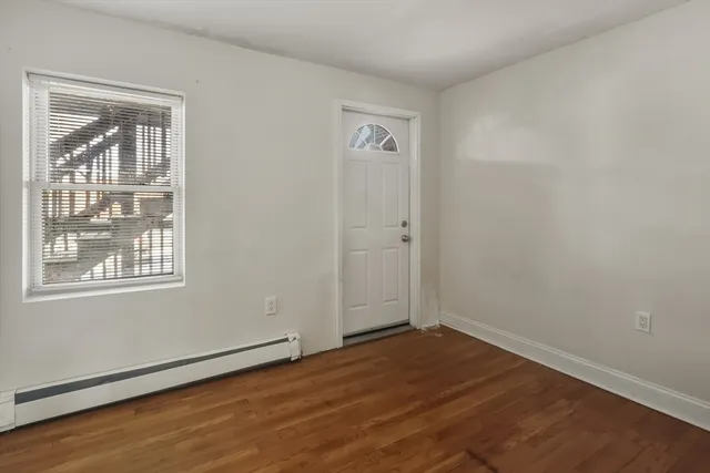 $2,200 | 2989 Washington Street, Unit 1, Boston, MA 02119