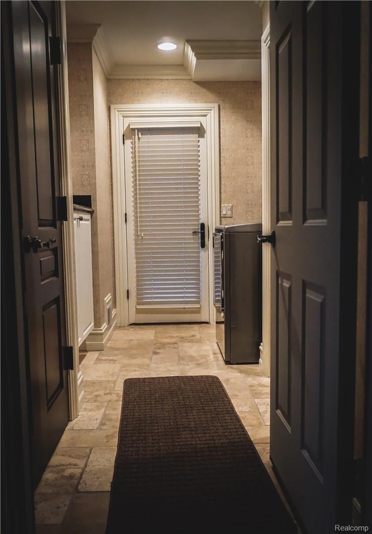 599 Lake Shore Road Grosse Pointe, MI 48236 - Photo 23 of 72 DSC03307.jpg