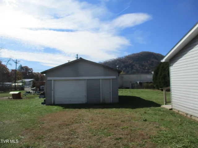 $168,800 | 128 Butler Lane, Mountain City, TN 37683