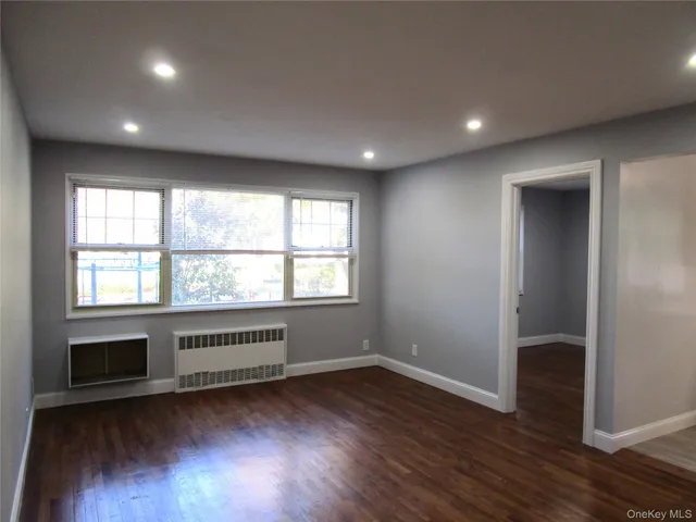 $249,000 | 324 Post Avenue, Unit 12F, Westbury, NY 11590