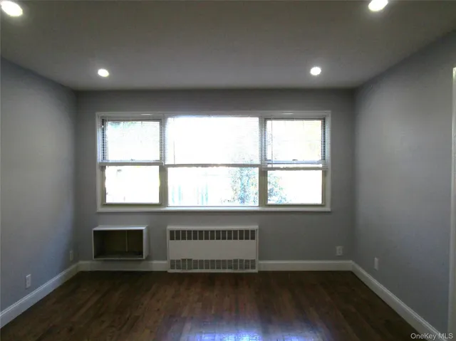 $249,000 | 324 Post Avenue, Unit 12F, Westbury, NY 11590