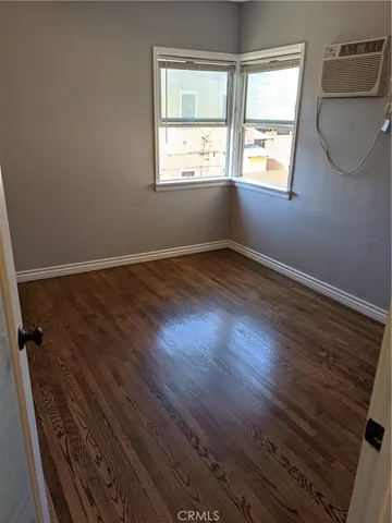 a close up of a washer and dryer