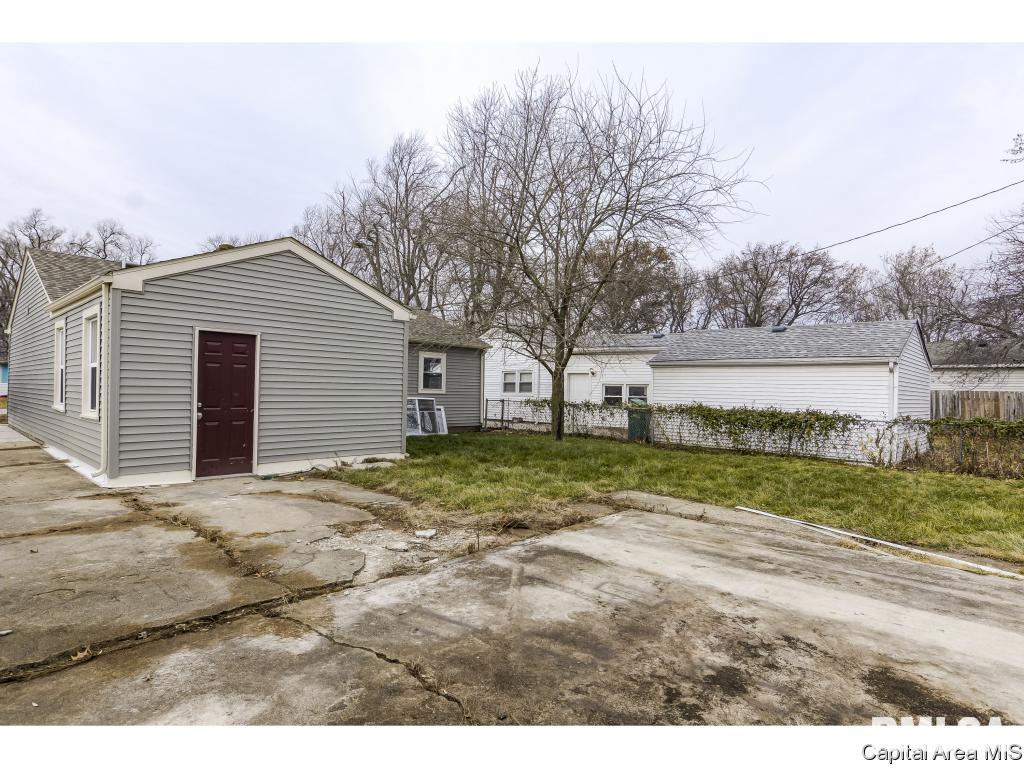 3220 Saxony Road Springfield, IL 62703 - Photo 27 of 29