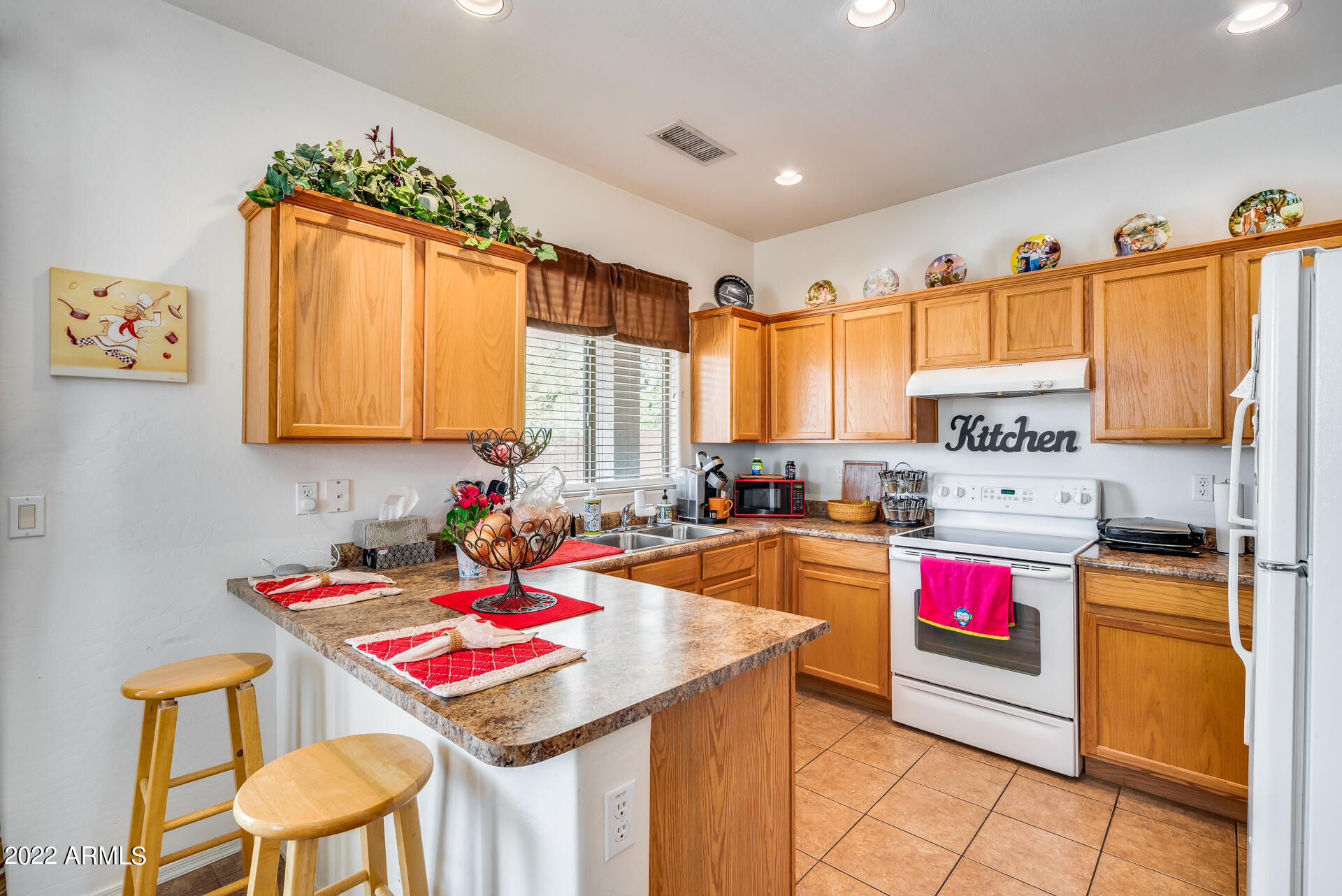 17003 West Northampton Road Surprise, AZ 85374 - Photo 14 of 37