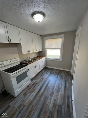 $995 | 3249 North Kenwood Avenue, Indianapolis, IN 46208