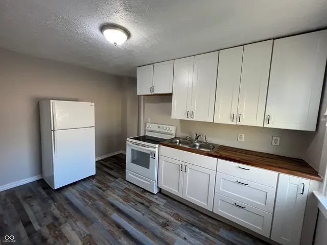 $1,195 | 3249 North Kenwood Avenue, Indianapolis, IN 46208