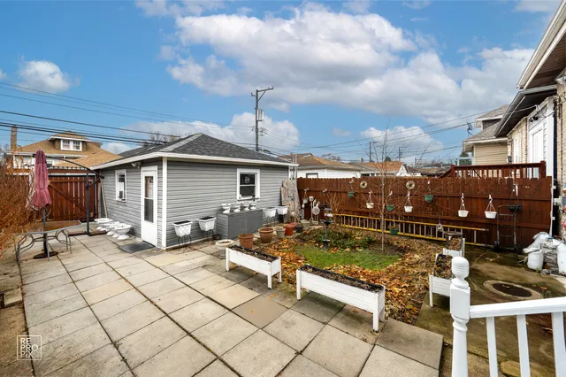 $539,000 | 5250 West Drummond Place, Chicago, IL 60639