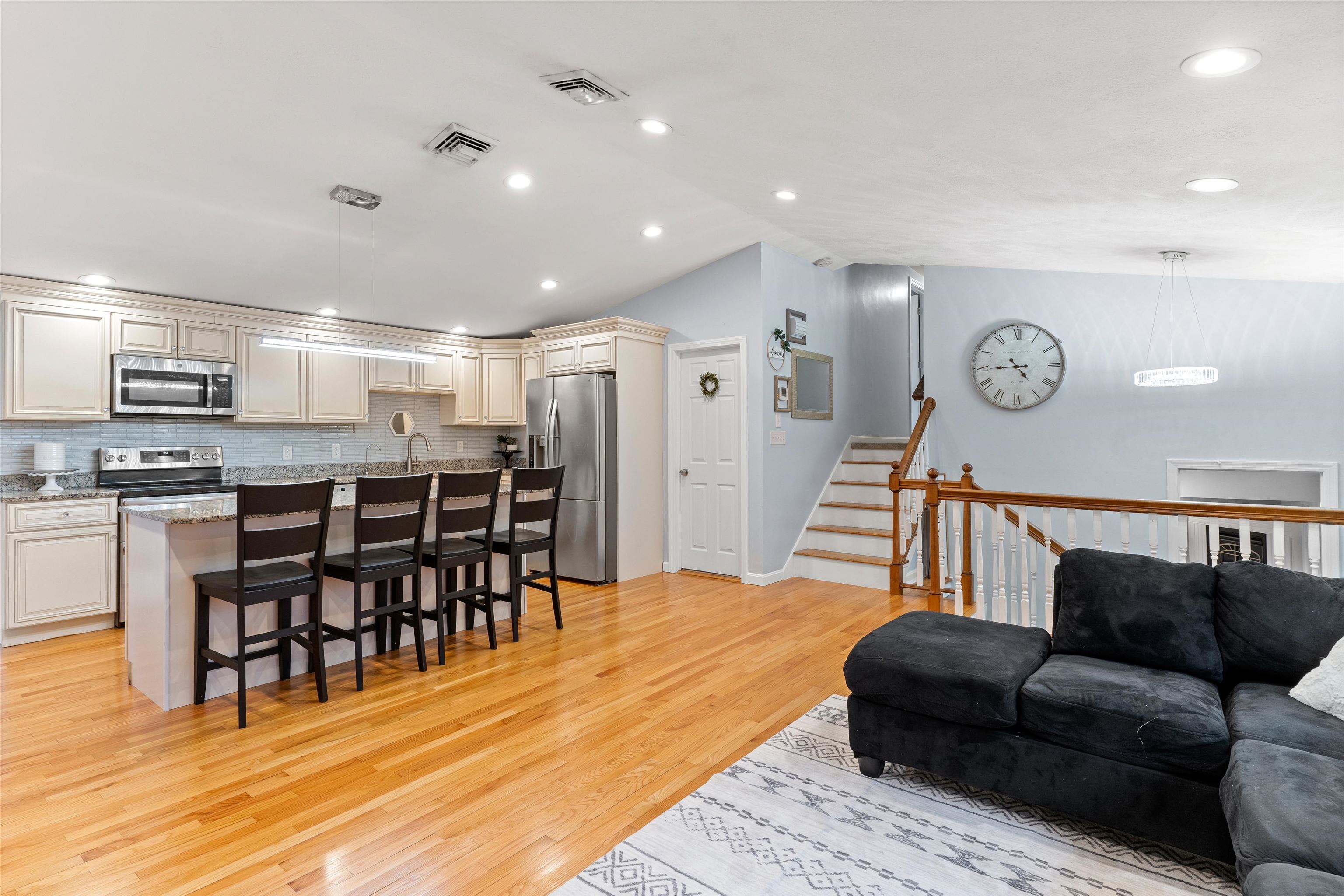 298 Wash Pond Road Hampstead, NH 03841 - Photo 12 of 40