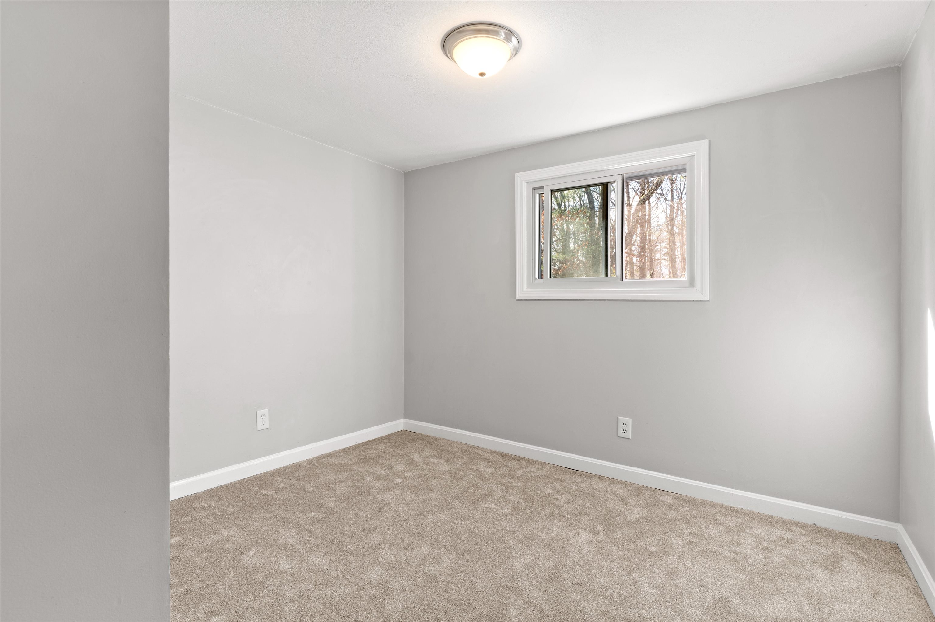 298 Wash Pond Road Hampstead, NH 03841 - Photo 25 of 40