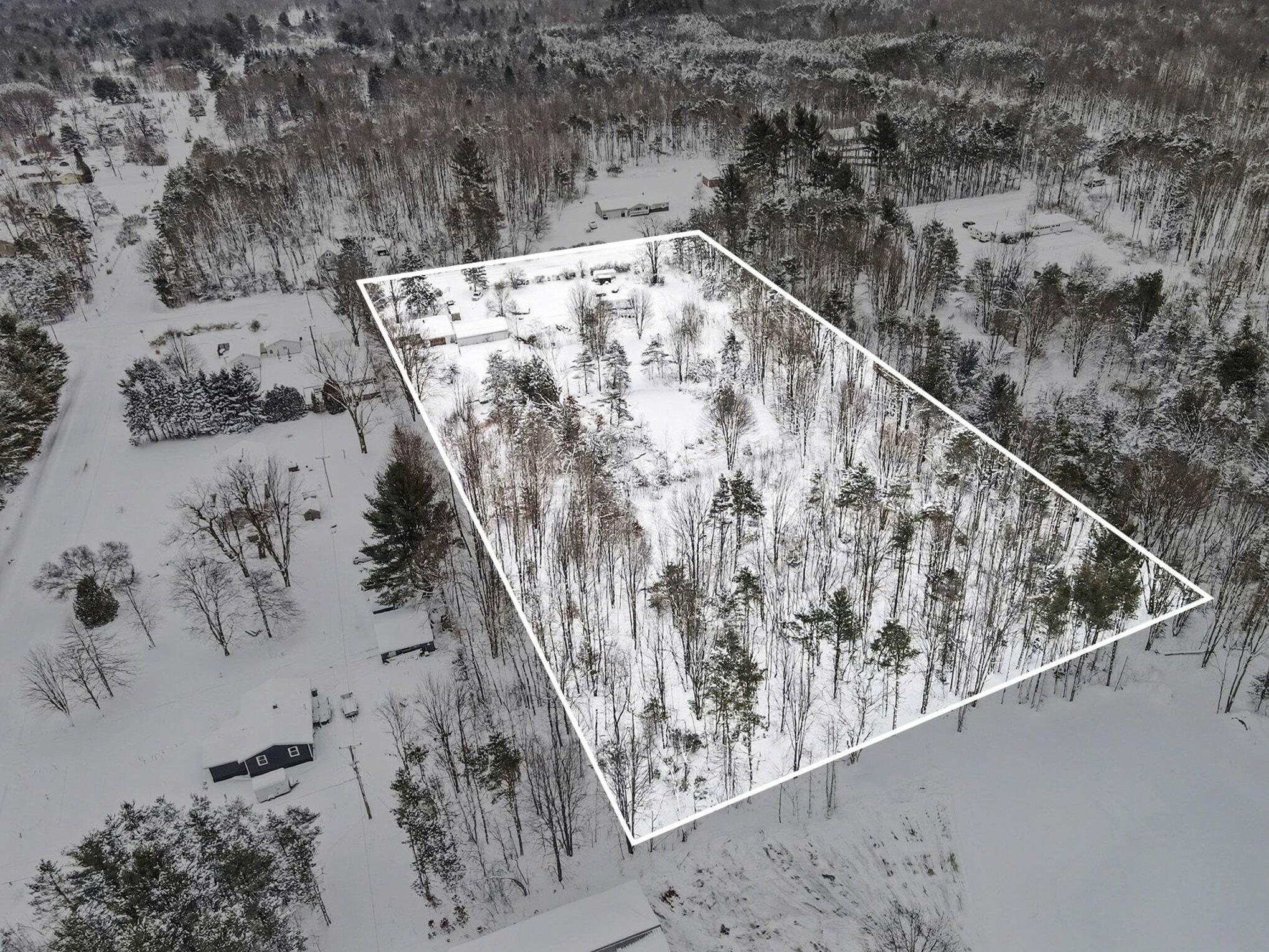 4249 South Hilton Park Road Fruitport, MI 49415 - Photo 3 of 36 024_dji_0523_1_42