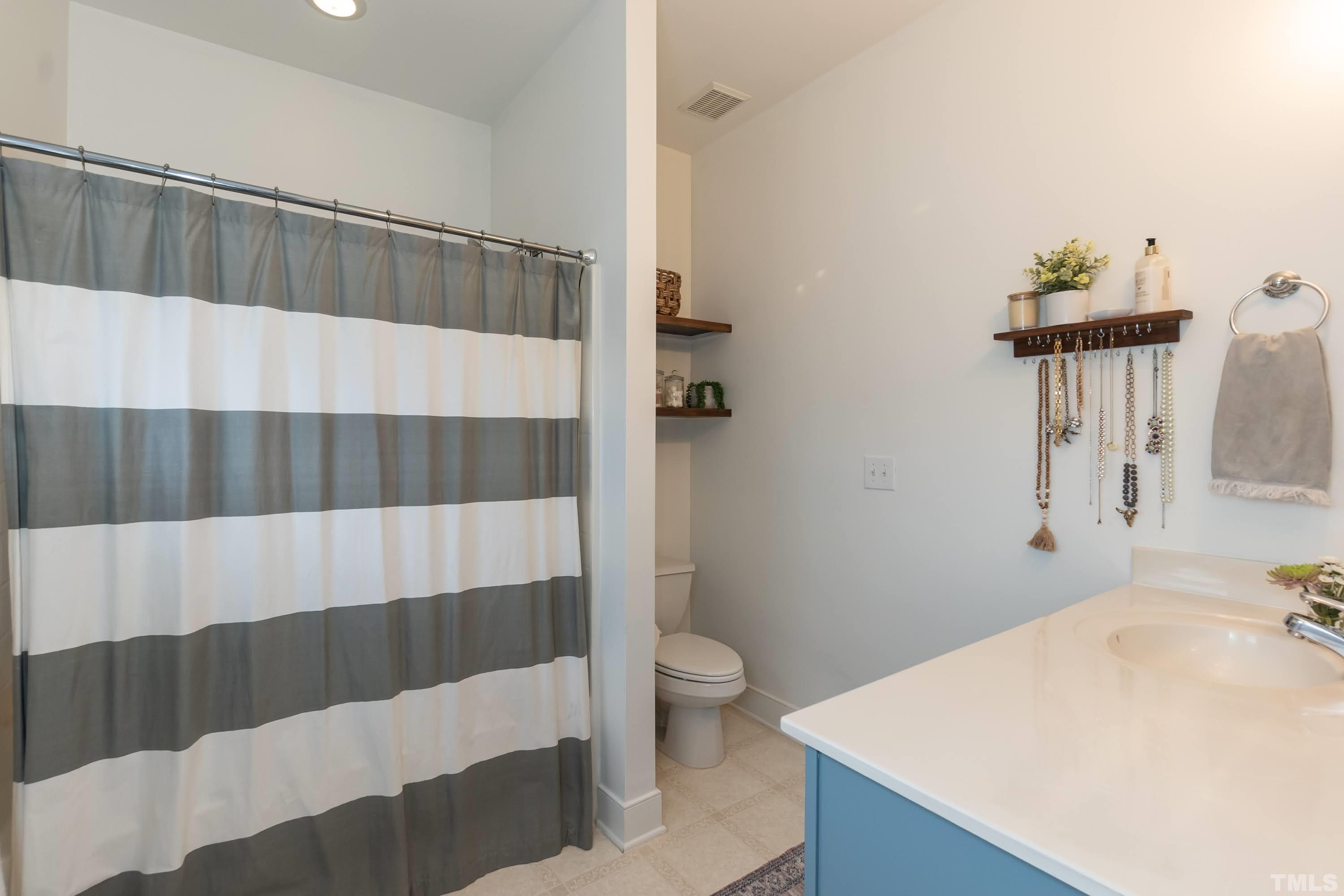 10938 Connally Lane Raleigh, NC 27614 - Photo 17 of 29 Gallery Image 17