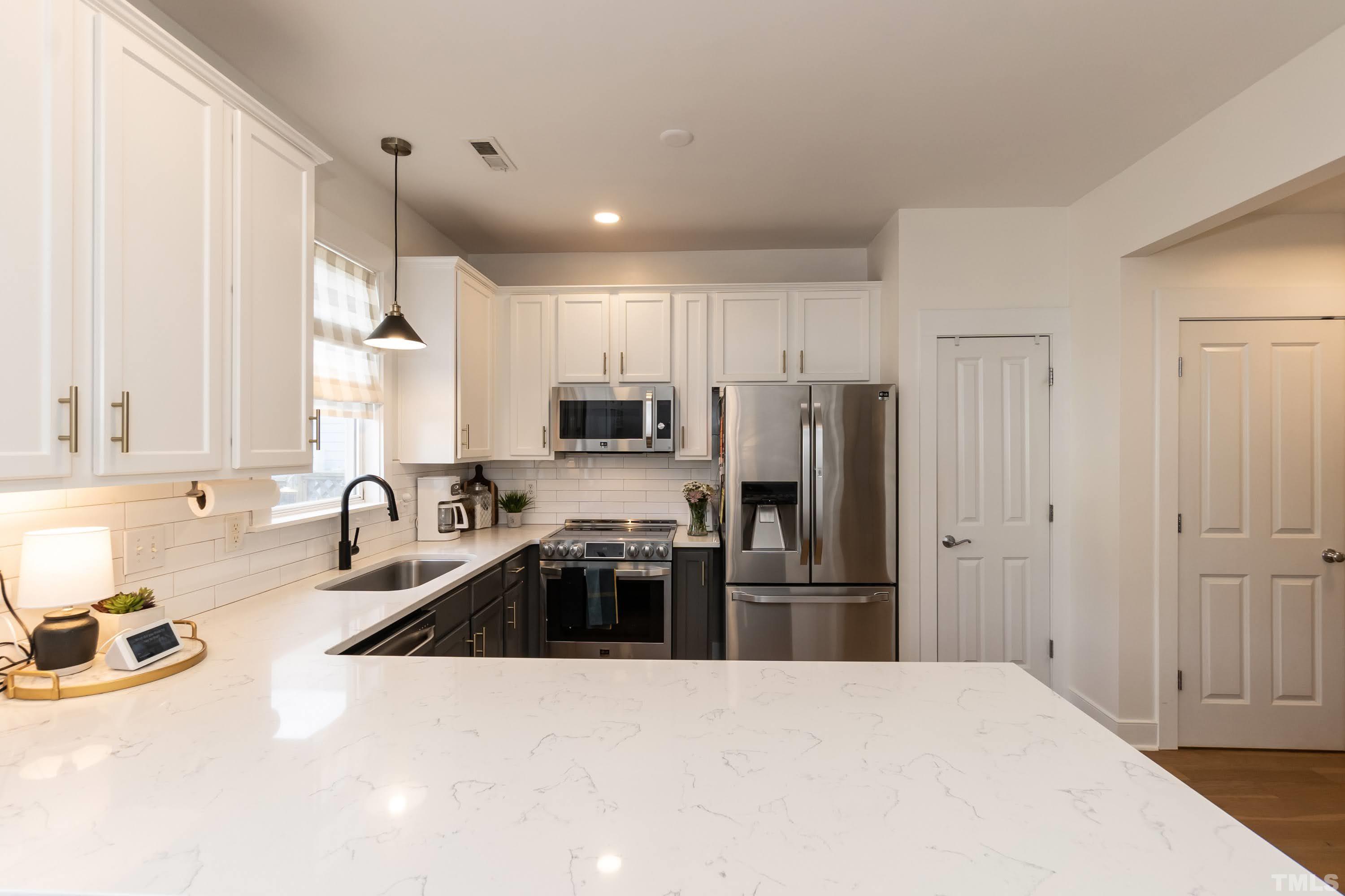10938 Connally Lane Raleigh, NC 27614 - Photo 6 of 29 Gallery Image 6