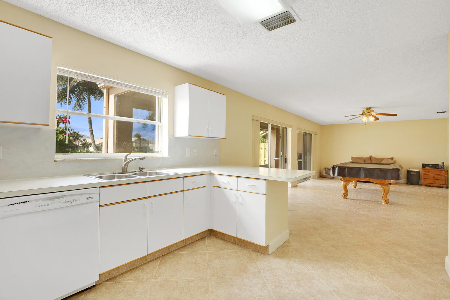 7415 Shell Ridge Terrace Lake Worth, FL 33467 - Photo 8 of 26 8