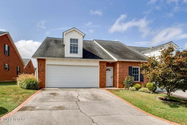 $479,000 | 190 Blackfoot Way, Lenoir City, TN 37772